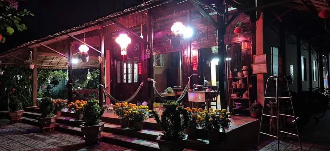 Ngoc Phuong Homestay Виньлонг Экстерьер фото