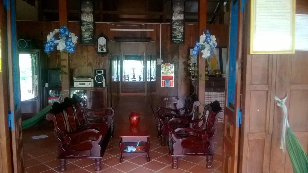 Ngoc Phuong Homestay Виньлонг Экстерьер фото